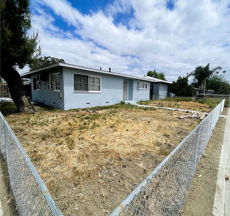 1st image of 330 W Acacia Ave