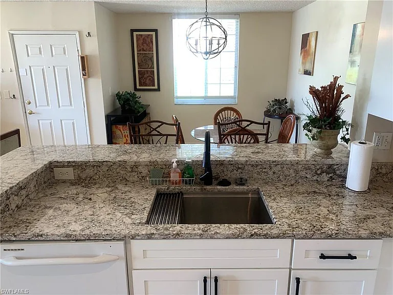1275 Wildwood Lakes Blvd #2-108 — Photo 7