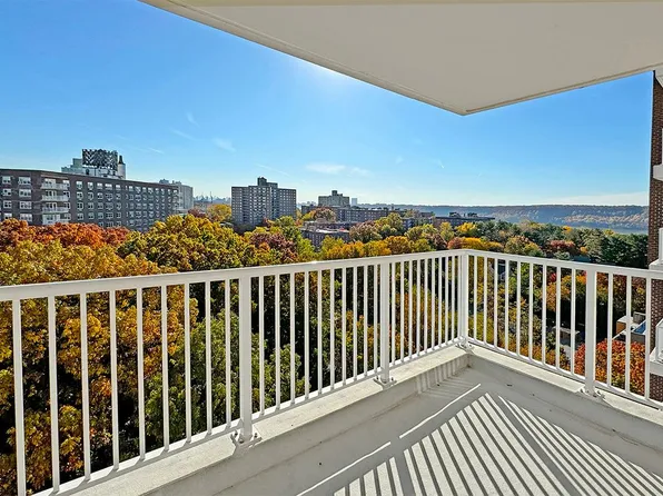 600 West 246th Street image 4 of 9