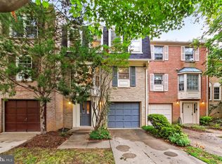 7603 Dominion Dr, Falls Church, VA 22043