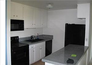 5th image of 601 S Prospect Ave Unit 301