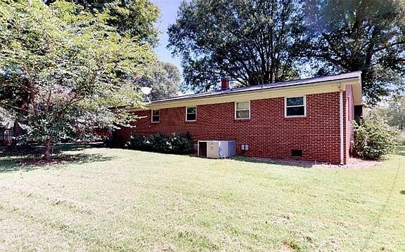 4th image of 2140 23rd Street Dr SE