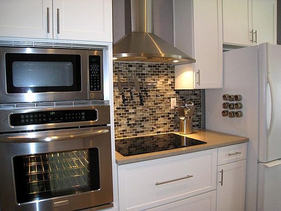 New Appliances & Zephyr Ventilating Hood