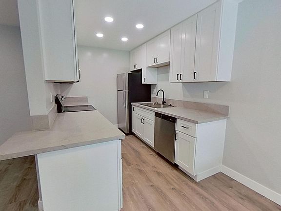 3rd image of 3520 3rd Ave APT 203