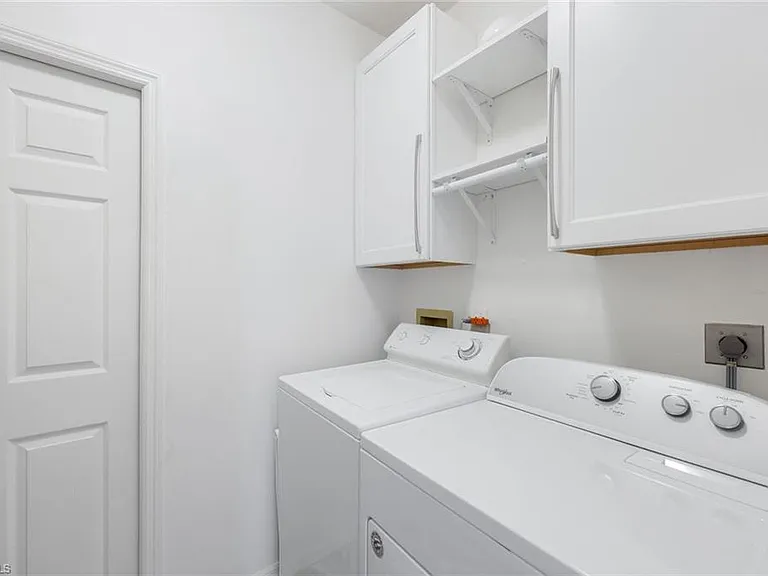 437 Wiggins Lake Ct #201 — Photo 16