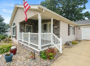 5289 Pine Arbor Rdg, Kalamazoo, MI 49004