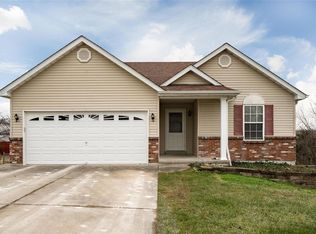8 Timberline Dr, Moscow Mills, MO 63362