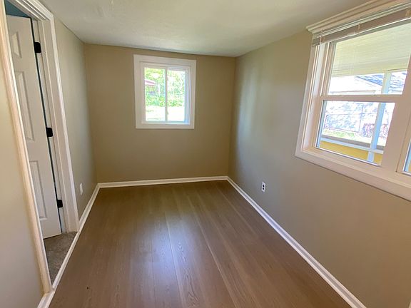 5th image of 237 Atlantic Ave