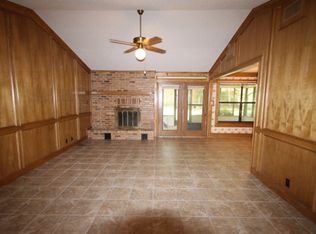 323 Lone Star Ln, Hideaway, TX 75771