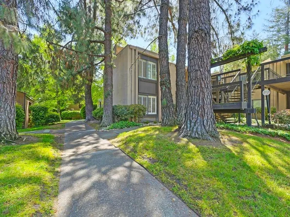 630 Woodside Sierra Unit 2, Sacramento, CA 95825