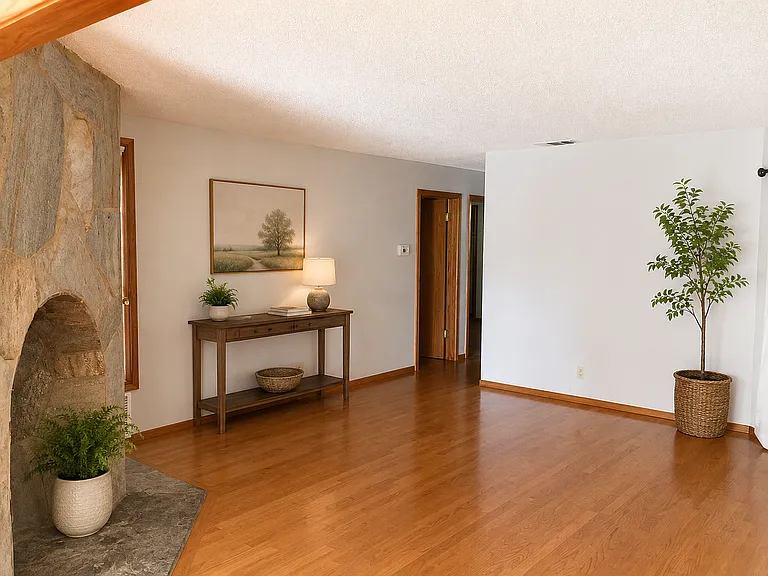 1148 E San Madele Ave — Photo 3