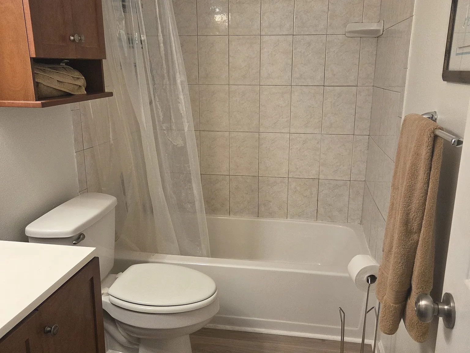 2 bed, 1221 sqft, $1,800 — Photo 2