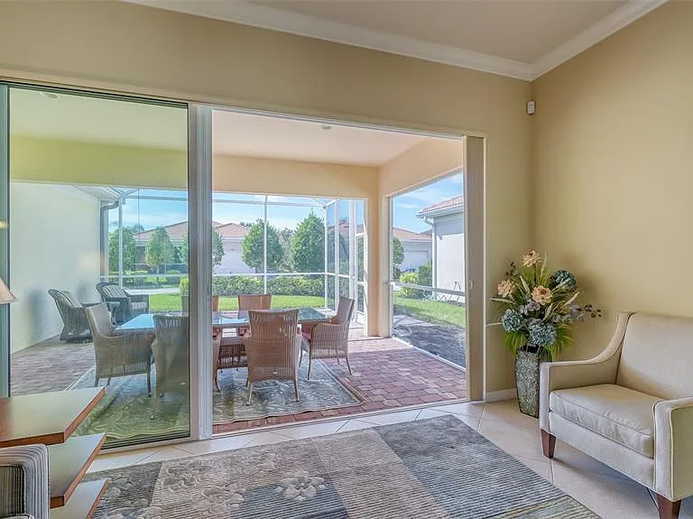 1498 Ernesto Dr — Photo 11