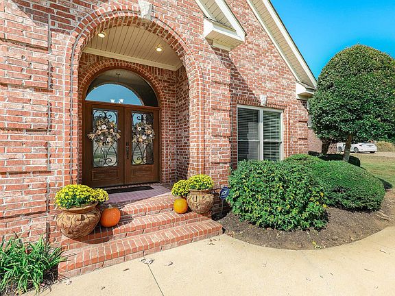 5th image of 5012 Pebble Beach Dr