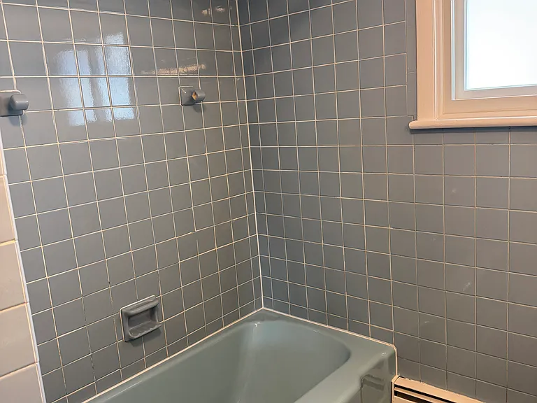 307 Warren St — Photo 17