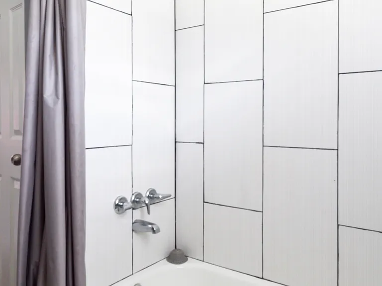 1050 N Pkwy #106 — Photo 11