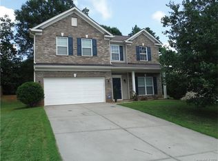 121 Washburn Range Dr, Mooresville, NC 28115