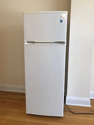 Rented by Beekman Street Realty | media 26