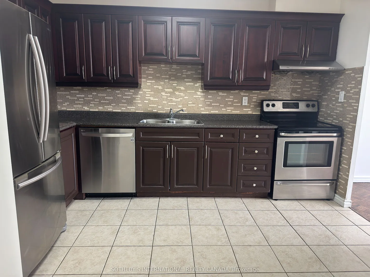 3 bed, $2,750 — Photo 4