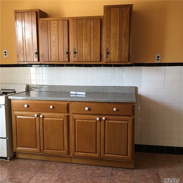 2nd image of 11318 Atlantic Ave #3A