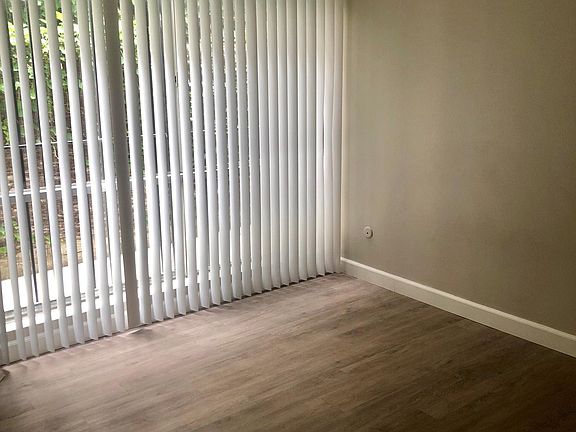 2nd image of 354 S La Fayette Park Pl APT 104