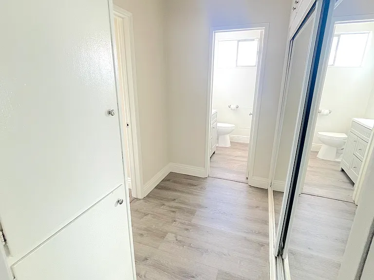 2121 Placentia Ave #E — Photo 9