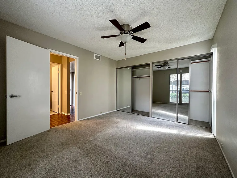 Ardendale Apartments — Photo 26