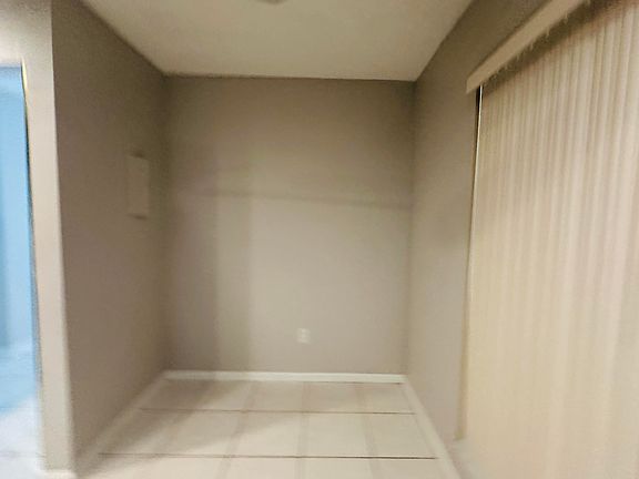 4th image of 9292 Sabal Ridge Cir #D