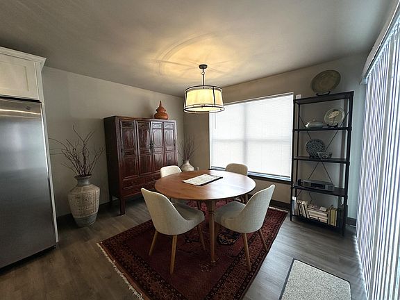 4th image of 1012 Creekside Dr