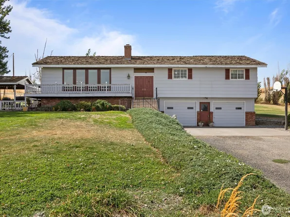 697 Conrad Road, Touchet, WA 99360