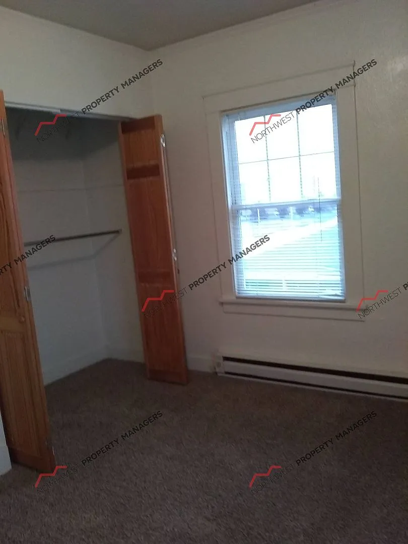 r42 Market Street Apartments — Photo 3
