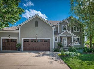 2905 SW 10th Ter, Lees Summit, MO 64081