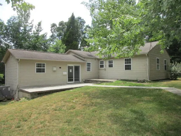 325 Pierce Hill St, Spring City, TN 37381