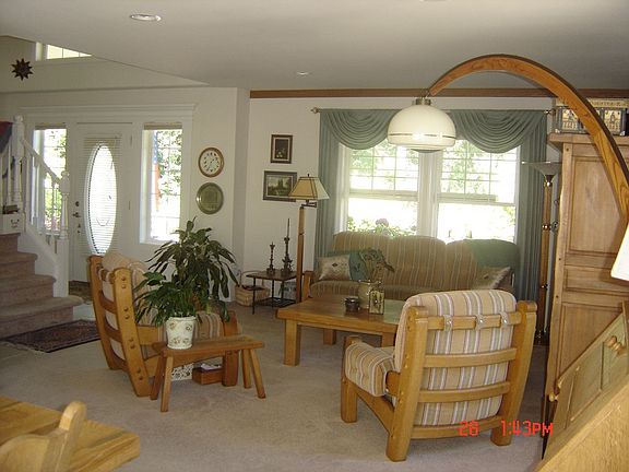Living Room and Entry
