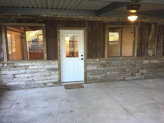 4th image of 2920 Skyline Dr #B