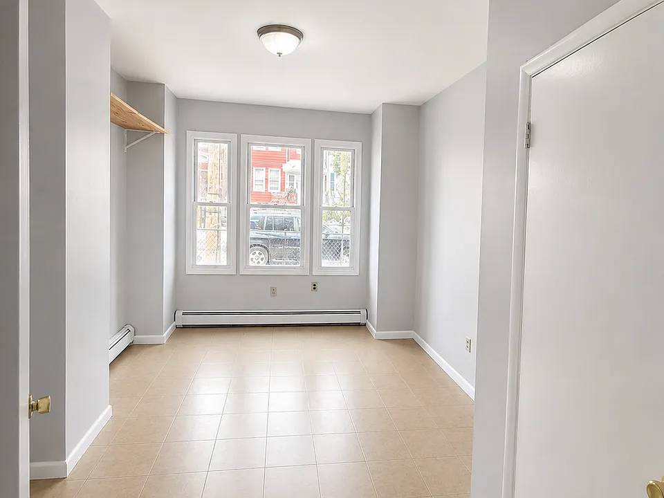 176 Randolph Ave