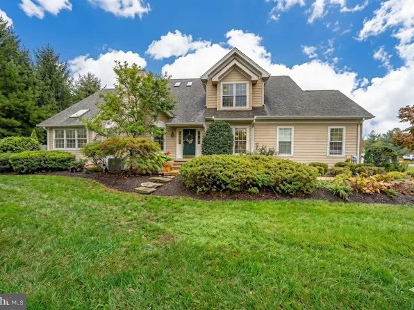 11 Ashtree Ln, Malvern, PA 19355