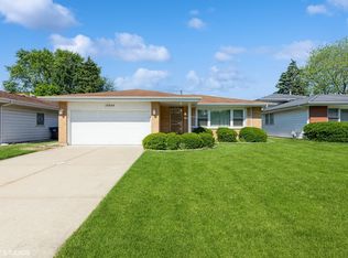 15644 Kenwood Ave, South Holland, IL