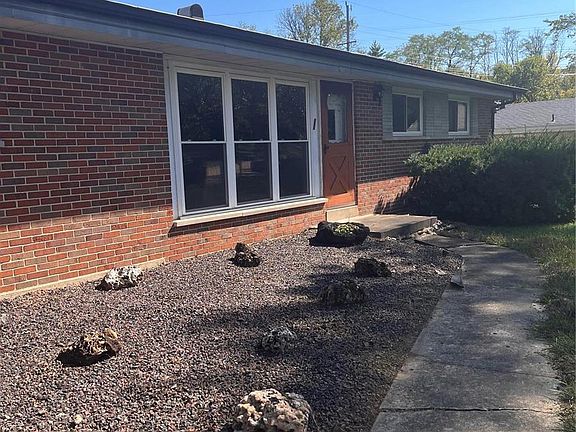 3rd image of 67 Graeler Dr
