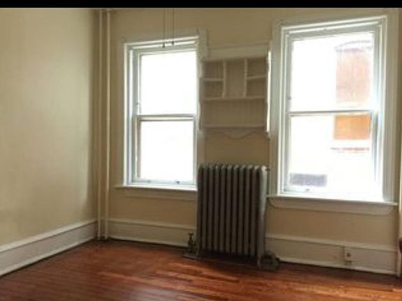 3rd image of 1317 N West St #1