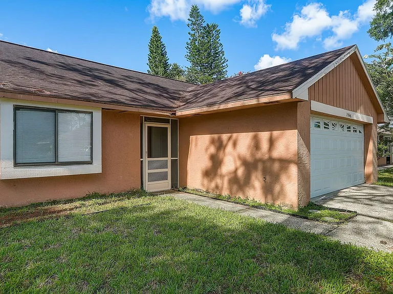 15846 Country Lake Dr — Photo 4