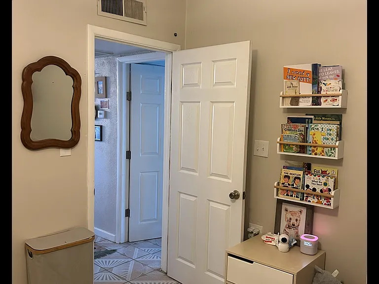 S Palo Verde Dr — Photo 10