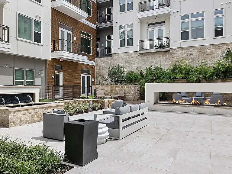 The Mercury Courtyard B