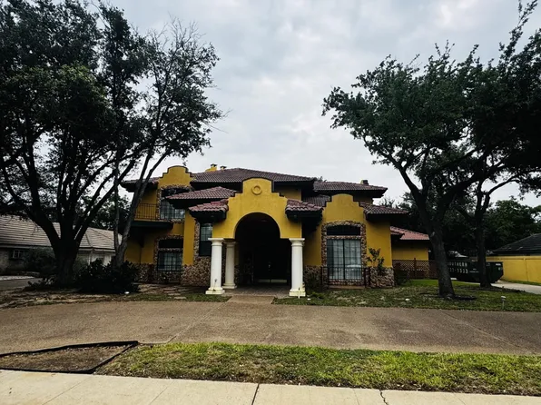 1307 Wingfoot Loop, Laredo, TX 78045