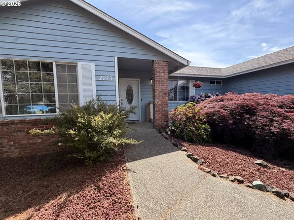 2273 Eagle Loop, Sutherlin, OR 97479