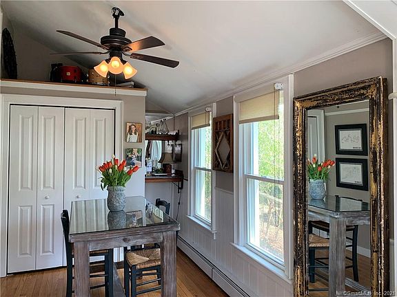 4th image of 165 Limewood Ave