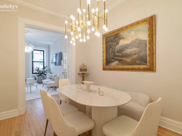 350 West 48th Street 4E image 3 of 11