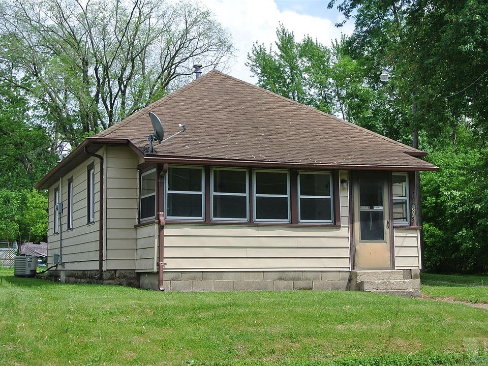 1st image of 809 S Polk Pl