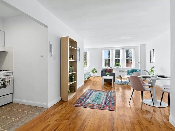 2nd image of 495 E 7th St APT 5H