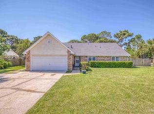 2345 Prytania Cir, Navarre, FL 32566